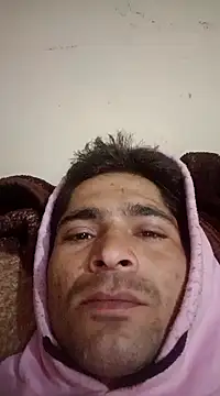 Snapshot of SunnyleoneBG chatting on 12/28/24, 02:43 SunnyleoneBG online show from 12/28/24, 02:43