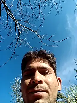 Snapshot of SunnyleoneBG chatting on 12/30/24, 04:20 SunnyleoneBG online show from 12/30/24, 04:20