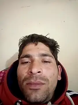 Snapshot of SunnyleoneBG chatting on 12/31/24, 03:12 SunnyleoneBG online show from 12/31/24, 03:12