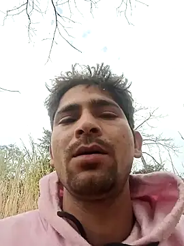 Snapshot of SunnyleoneBG chatting on 01/12/25, 08:46 SunnyleoneBG online show from 01/12/25, 08:46