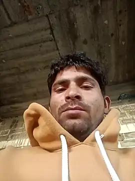 Snapshot of SunnyleoneBG chatting on 01/17/25, 10:33 SunnyleoneBG online show from 01/17/25, 10:33