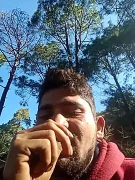 Snapshot of SunnyleoneBG chatting on 03/05/25, 04:02 SunnyleoneBG online show from 03/05/25, 04:02