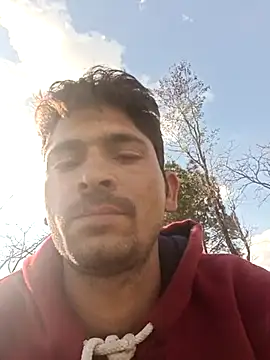 Snapshot of SunnyleoneBG chatting on 03/16/25, 08:43 SunnyleoneBG online show from 03/16/25, 08:43