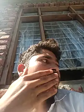 Snapshot of SunnyleoneBG chatting on 03/22/25, 05:17 SunnyleoneBG online show from 03/22/25, 05:17