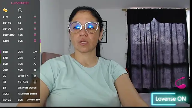 selena ferri online show from 11/25/25, 08:42