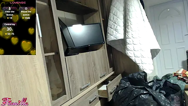 Titanilla39 online show from 12/15/24, 05:10