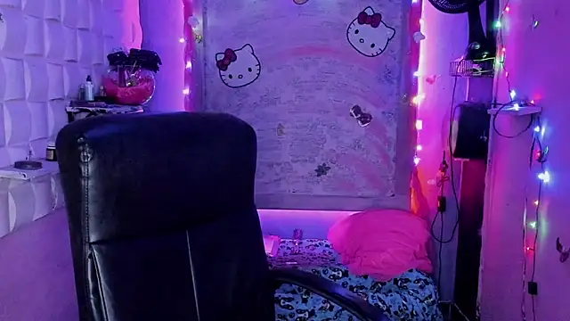 Snapshot of tsviolett chatting on 01/03/25, 06:14 tsviolett online show from 01/03/25, 06:14