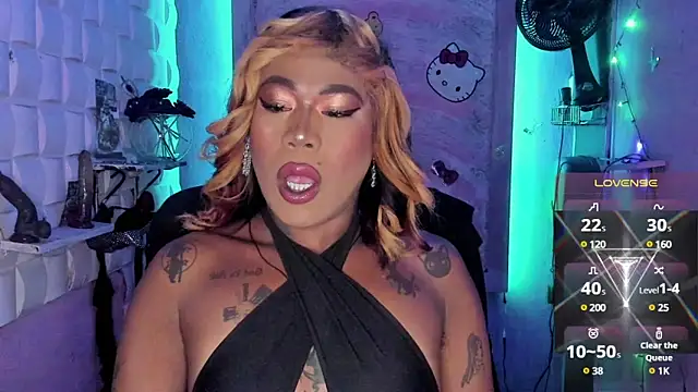 Snapshot of tsviolett chatting on 02/20/25, 06:35 tsviolett online show from 02/20/25, 06:35