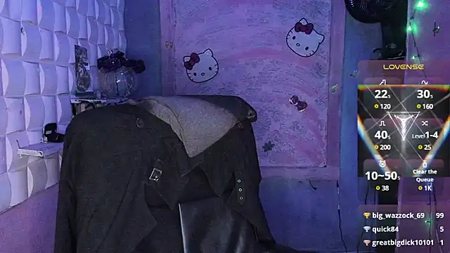 Snapshot of tsviolett chatting on 03/06/25, 09:42 tsviolett online show from 03/06/25, 09:42