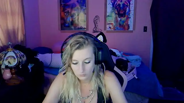 AsiaGoesPro online show from 11/25/25, 07:58