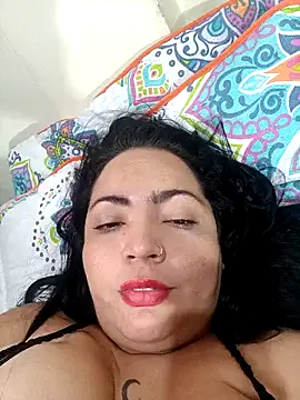 Snapshot of NIKOLE1301 chatting on 01/27/25, 06:20 NIKOLE1301 online show from 01/27/25, 06:20