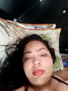 Snapshot of NIKOLE1301 chatting on 01/28/25, 07:53 NIKOLE1301 online show from 01/28/25, 07:53