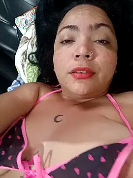 Snapshot of NIKOLE1301 chatting on 01/29/25, 01:49 NIKOLE1301 online show from 01/29/25, 01:49