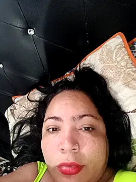 Snapshot of NIKOLE1301 chatting on 01/30/25, 08:21 NIKOLE1301 online show from 01/30/25, 08:21