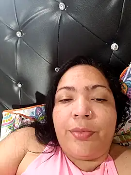 Snapshot of NIKOLE1301 chatting on 02/05/25, 08:14 NIKOLE1301 online show from 02/05/25, 08:14