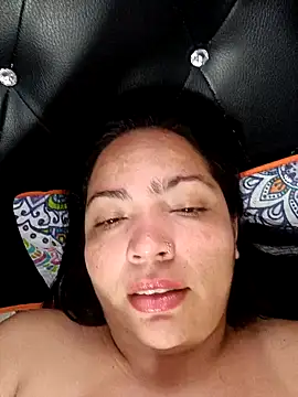 Snapshot of NIKOLE1301 chatting on 02/06/25, 05:51 NIKOLE1301 online show from 02/06/25, 05:51