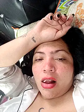 Snapshot of NIKOLE1301 chatting on 02/07/25, 07:59 NIKOLE1301 online show from 02/07/25, 07:59