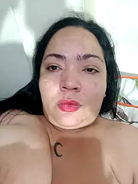 Snapshot of NIKOLE1301 chatting on 02/23/25, 01:46 NIKOLE1301 online show from 02/23/25, 01:46