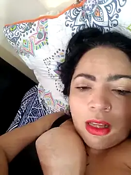 Snapshot of NIKOLE1301 chatting on 03/04/25, 07:32 NIKOLE1301 online show from 03/04/25, 07:32