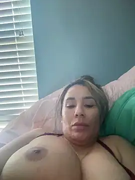 Aw ThROAt9 online show from 03/11/26, 03:40