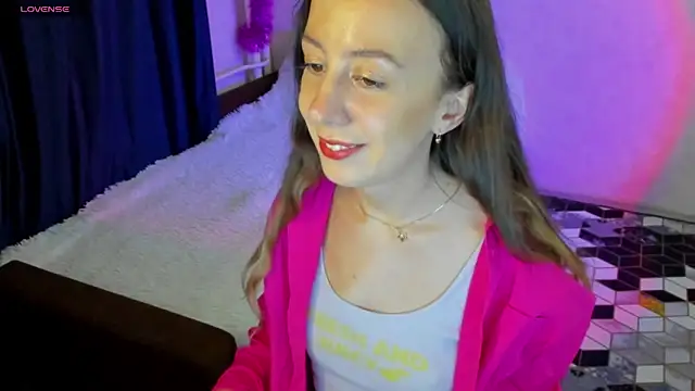 CurlySteph online show from 12/20/24, 11:05