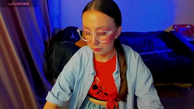 CurlySteph online show from 06/22/26, 06:27