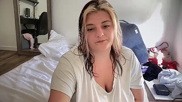 magicsparkles online show from 01/28/25, 04:30