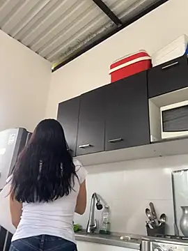 Snapshot of LaanaCooper chatting on 02/19/25, 12:44 LaanaCooper online show from 02/19/25, 12:44