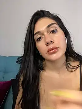 Snapshot of LaanaCooper chatting on 03/03/25, 03:53 LaanaCooper online show from 03/03/25, 03:53