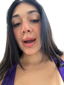 Snapshot of LaanaCooper chatting on 10/01/25, 07:31 LaanaCooper online show from 10/01/25, 07:31