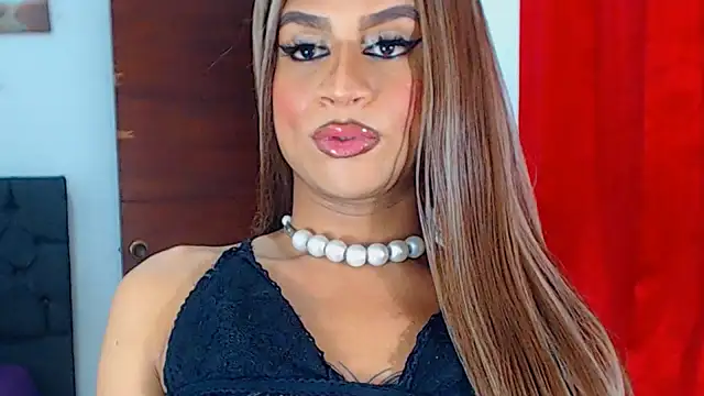 Snapshot of Valenntyna chatting on 12/24/24, 02:54 Valenntyna online show from 12/24/24, 02:54