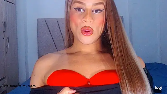 Snapshot of Valenntyna chatting on 04/26/26, 11:24 Valenntyna online show from 04/26/26, 11:24