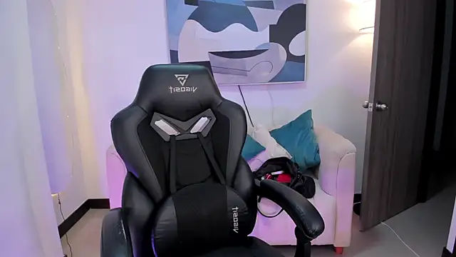 Snapshot of SaraParker_ chatting on 11/27/25, 08:11 SaraParker online show from 11/27/25, 08:11