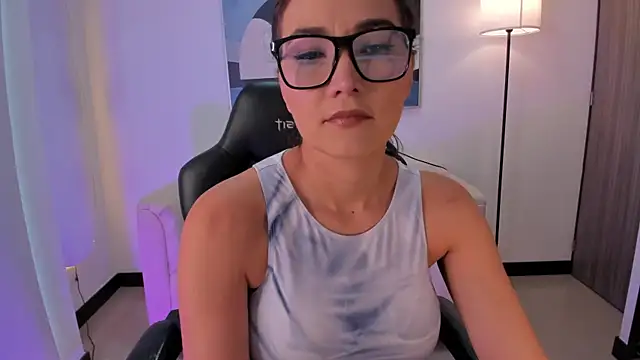 Snapshot of SaraParker_ chatting on 07/21/26, 09:06 SaraParker online show from 07/21/26, 09:06