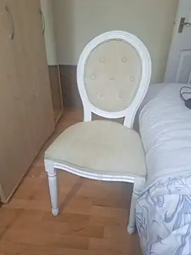 Snapshot of Emily_English57 chatting on 04/14/26, 08:31 Emily English57 online show from 04/14/26, 08:31