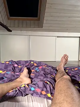 Snapshot of mb2605 chatting on 02/12/26, 11:44 mb2605 online show from 02/12/26, 11:44