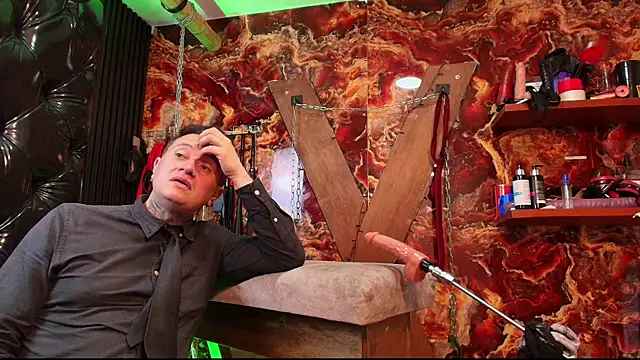 Snapshot of boy_n_girl chatting on 04/01/26, 05:10 boy n girl online show from 04/01/26, 05:10