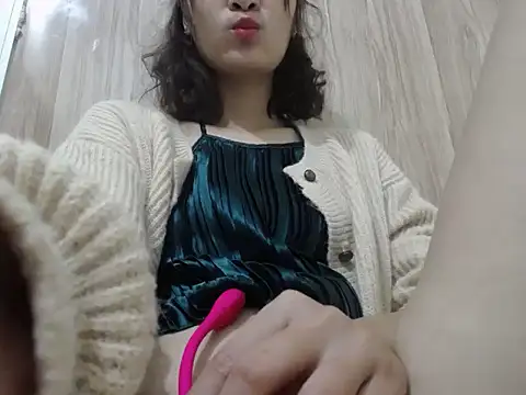 Sakura Moe online show from 01/01/25, 11:27