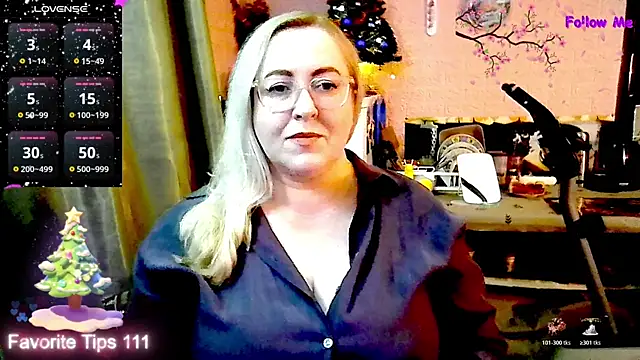 Snapshot of Ginesia chatting on 12/15/25, 04:33 Ginesia online show from 12/15/25, 04:33