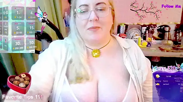 Snapshot of Ginesia chatting on 02/18/26, 02:24 Ginesia online show from 02/18/26, 02:24