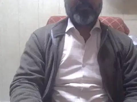 hairymaster95 online show from 12/17/24, 11:17