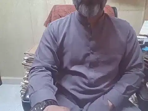 hairymaster95 online show from 10/05/25, 05:39