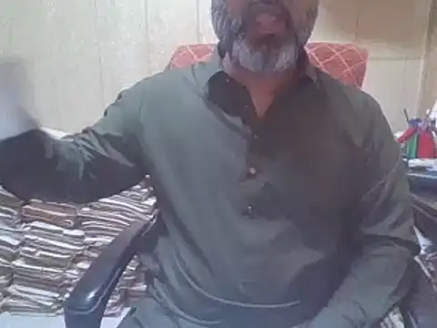 hairymaster95 online show from 10/24/25, 03:36