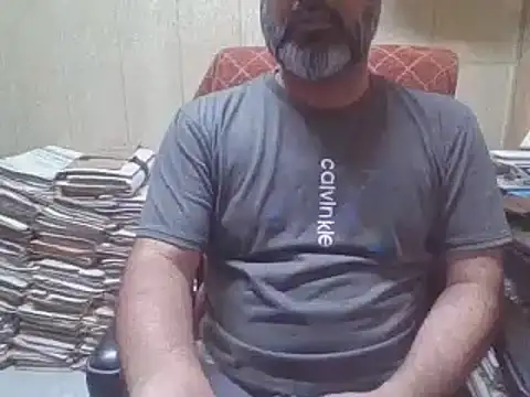 hairymaster95 online show from 10/26/25, 07:14