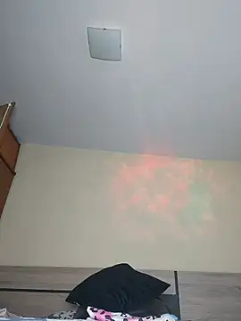 stefany miller77 online show from 02/25/26, 06:45