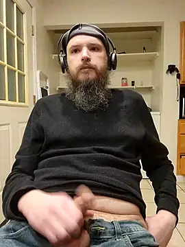 Snapshot of MarriedStraightCock chatting on 02/27/26, 01:27 MarriedStraightCock online show from 02/27/26, 01:27