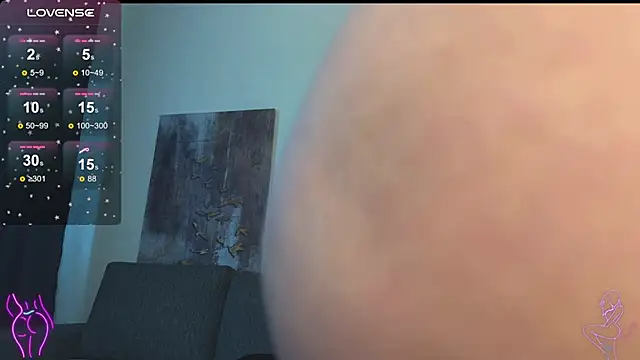 Snapshot of Megan_Nilson chatting on 01/27/25, 12:05 Megan Nilson online show from 01/27/25, 12:05