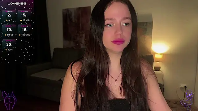 Snapshot of Megan_Nilson chatting on 03/13/25, 08:22 Megan Nilson online show from 03/13/25, 08:22