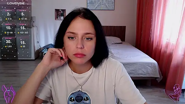 Snapshot of Megan_Nilson chatting on 10/12/25, 07:18 Megan Nilson online show from 10/12/25, 07:18