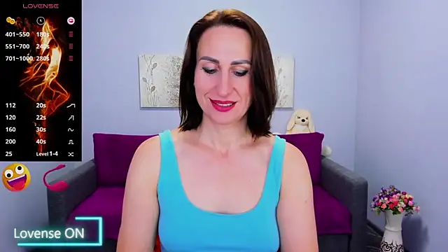Nia Smithh online show from 10/24/25, 05:48